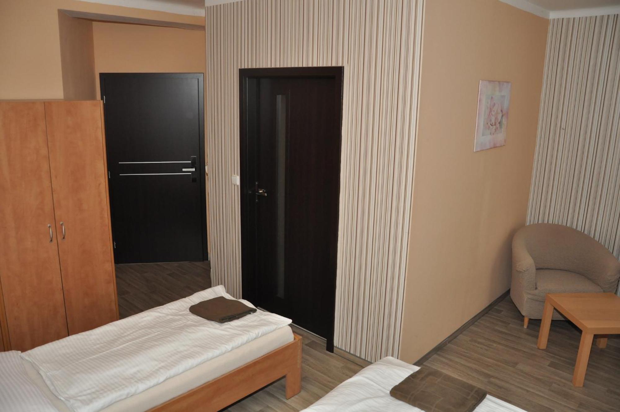 Hotel Almond Teplice Exterior foto