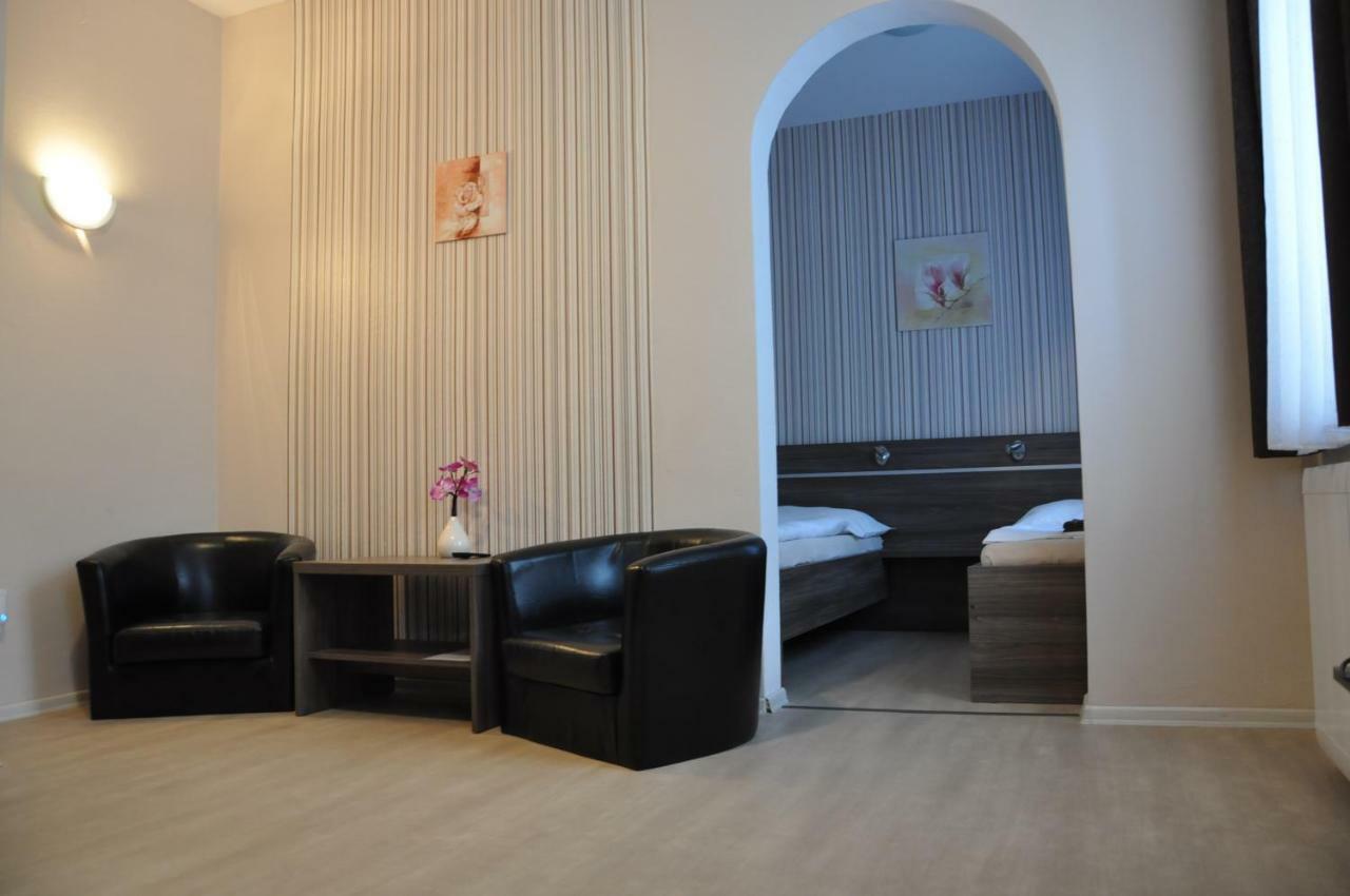 Hotel Almond Teplice Exterior foto